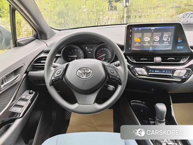 Toyota IZOA 2021 Белый из Китая