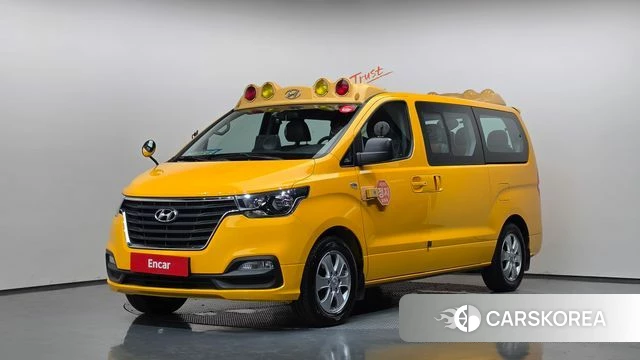 Hyundai The New Grand Starex 2018 Желтый из Кореи
