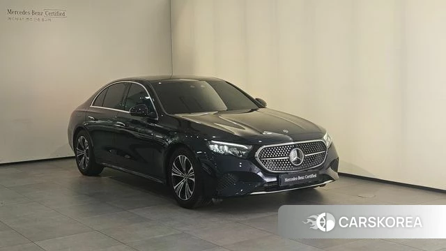 Mercedes-Benz E-Class W214 2025 Синий из Кореи