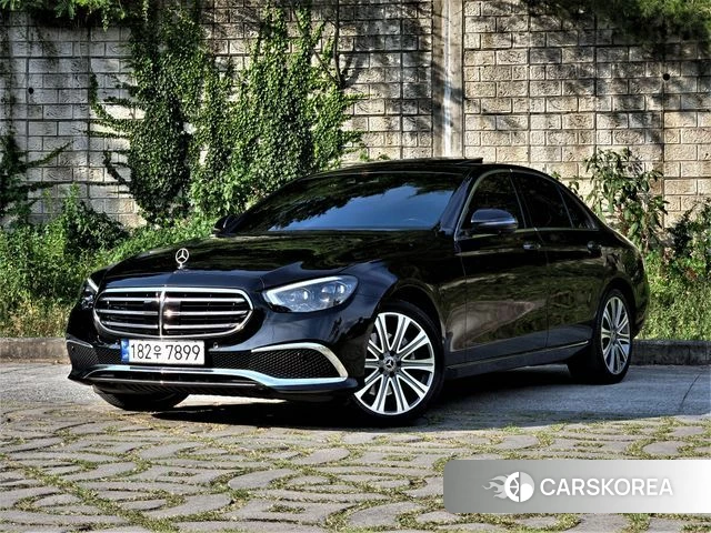 Mercedes-Benz E-Class W213 2021 Черный из Кореи