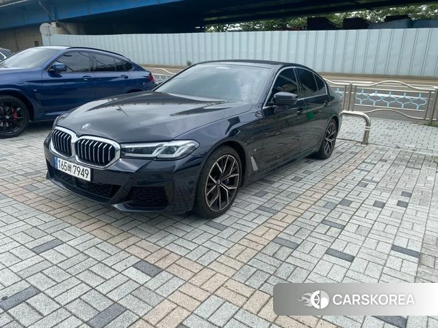 BMW 5 Series (G30) 2022 Черный из Кореи