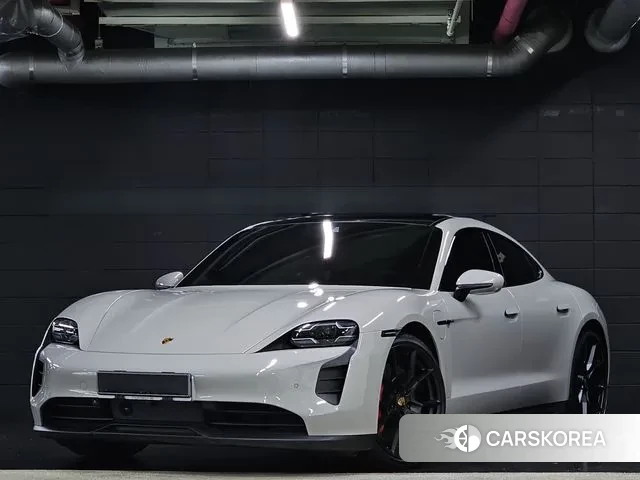 Porsche Taycan 2022 Серебристо-серый из Кореи
