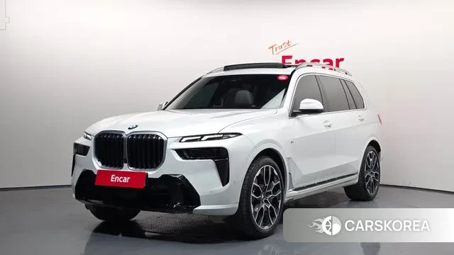 BMW X7 (G07) 2025 Белый из Кореи