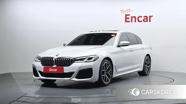 BMW 5 Series (G30) 2022 Белый из Кореи