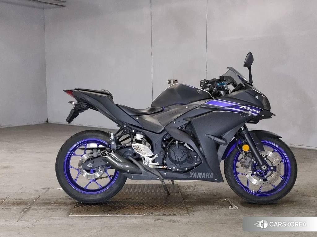 Проданный Yamaha YZF-R25 2016 из Японии