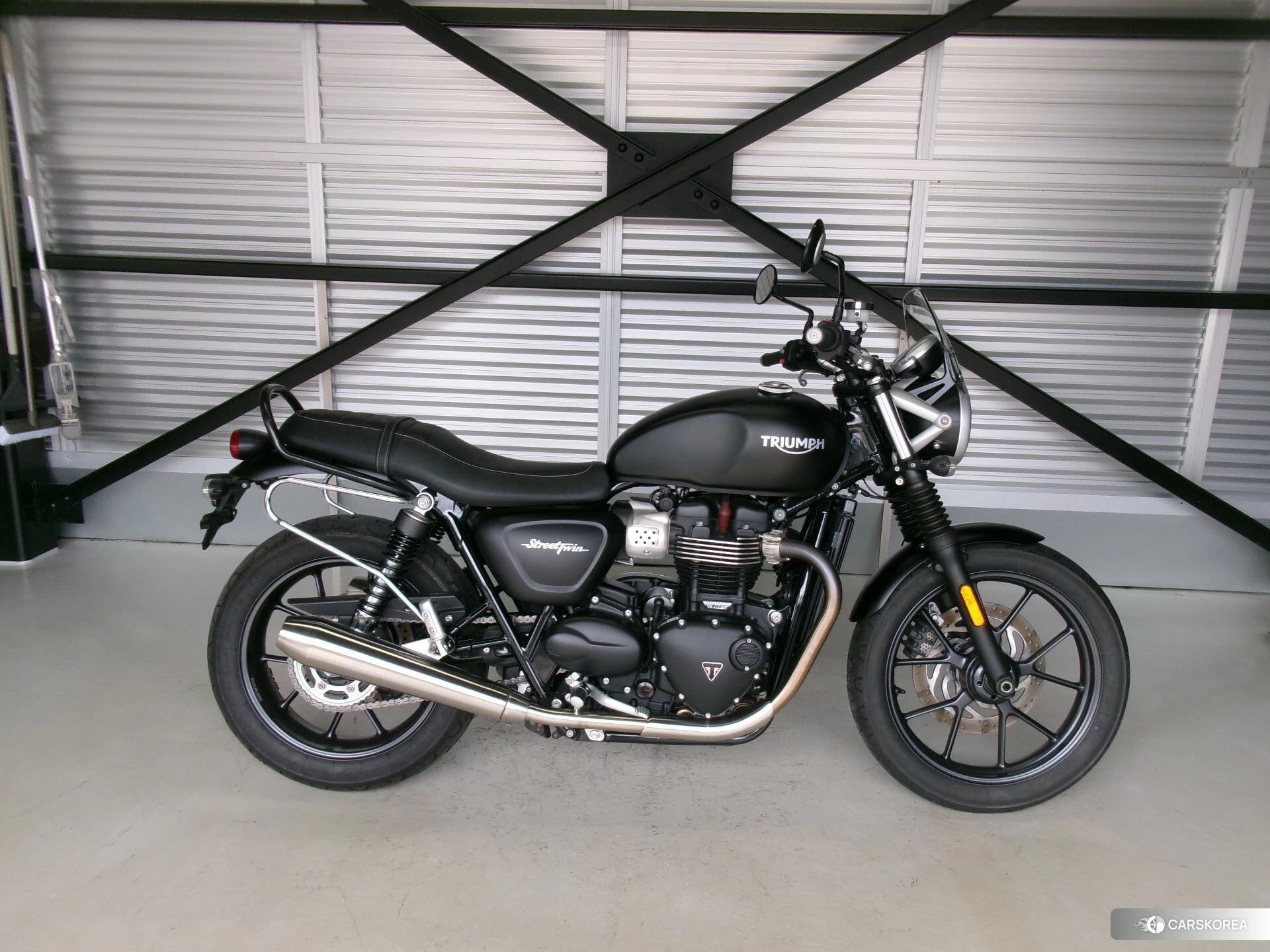 Triumph STREET TWIN 2017 из Японии