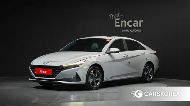 Hyundai Avante (CN7) 2023 Серебристо-серый из Кореи