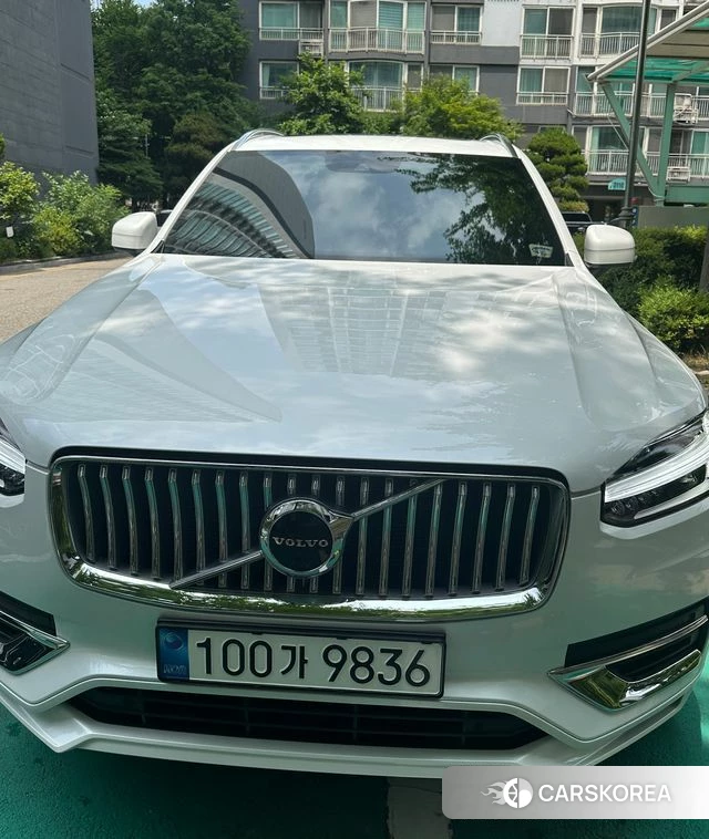 Volvo XC90 second Generation 2022 Белый из Кореи