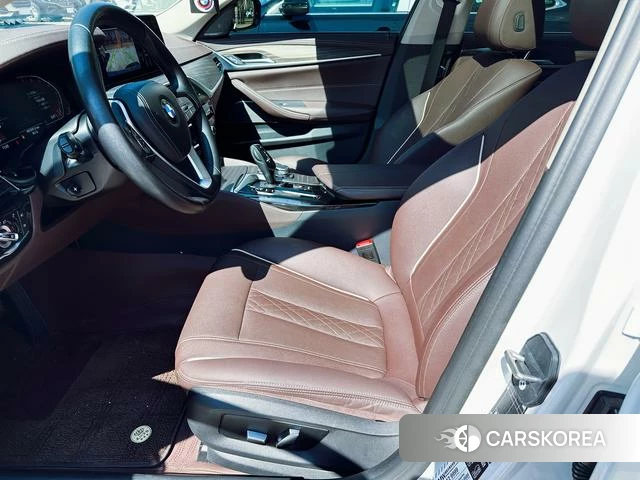 BMW 5 series 2022 Белый из Китая