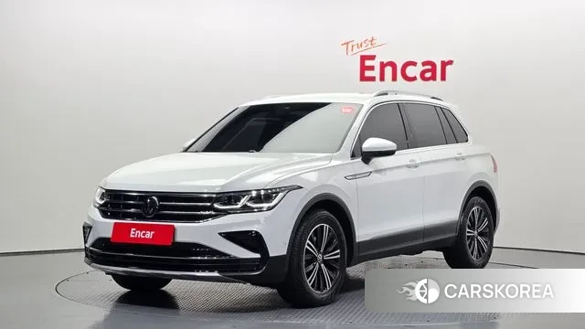 Volkswagen Tiguan second Generation 2023 Белый из Кореи