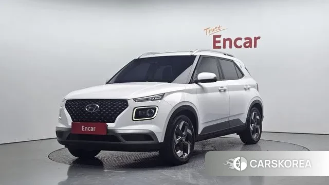 Hyundai Venue 2023 Белый из Кореи