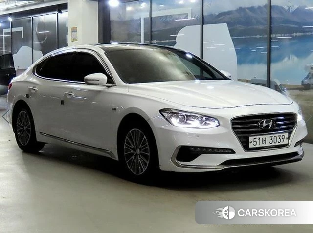 Hyundai Grandeur IG Hybrid 2019 Белый из Кореи