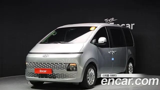 Hyundai Staria 2022 Серебряный из Кореи