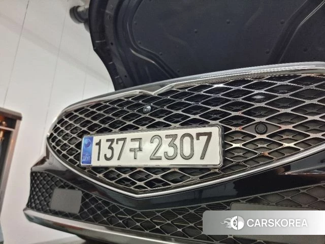 Genesis G90 (RS4) 2023 Черный из Кореи