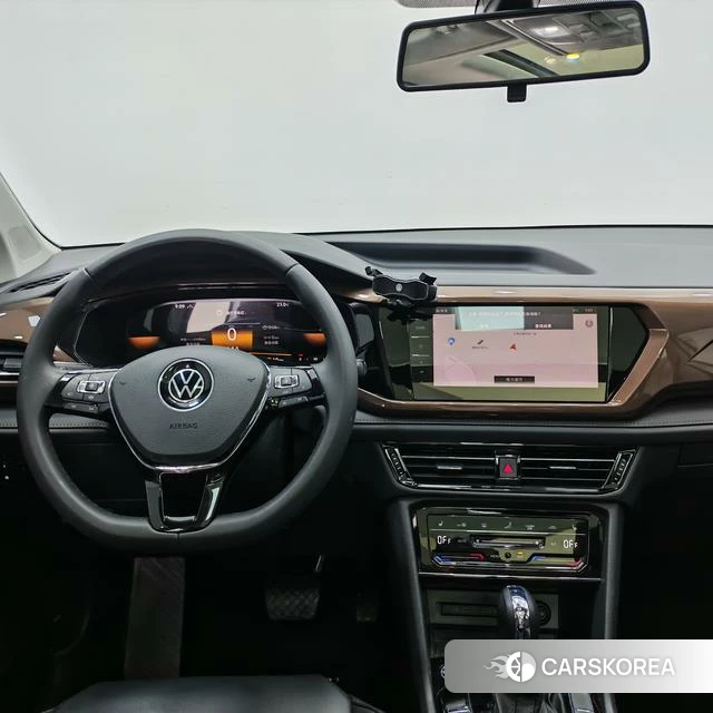 Volkswagen Tuyue 2022 Белый из Китая