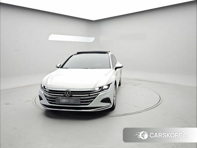 Volkswagen Arteon 2022 Белый из Кореи