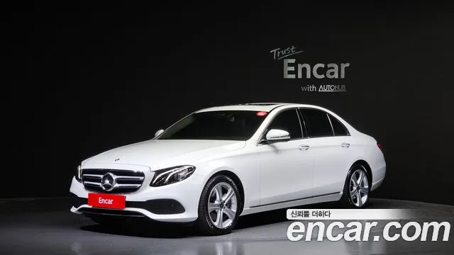 Mercedes-Benz E-Class W213 2018 Белый из Кореи