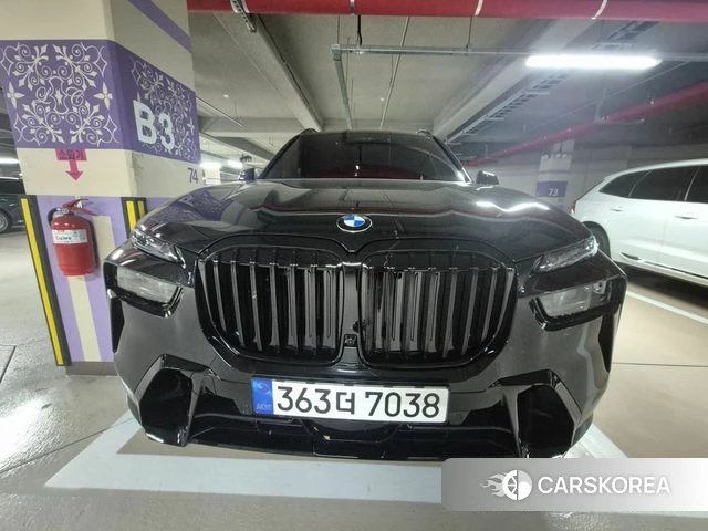 BMW X7 (G07) 2026 Черный из Кореи