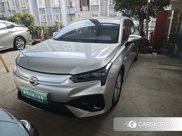 Aian AION S 2023 Шампань из Китая