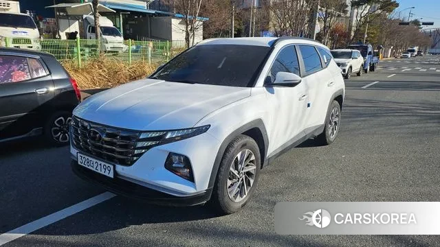 Hyundai Tucson (NX4) 2023 Белый из Кореи