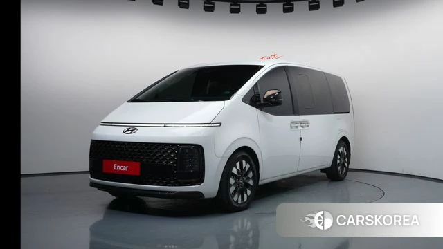 Hyundai Staria 2021 Белый из Кореи