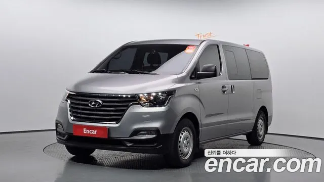 Hyundai The New Grand Starex 2019 Серебристо-серый из Кореи