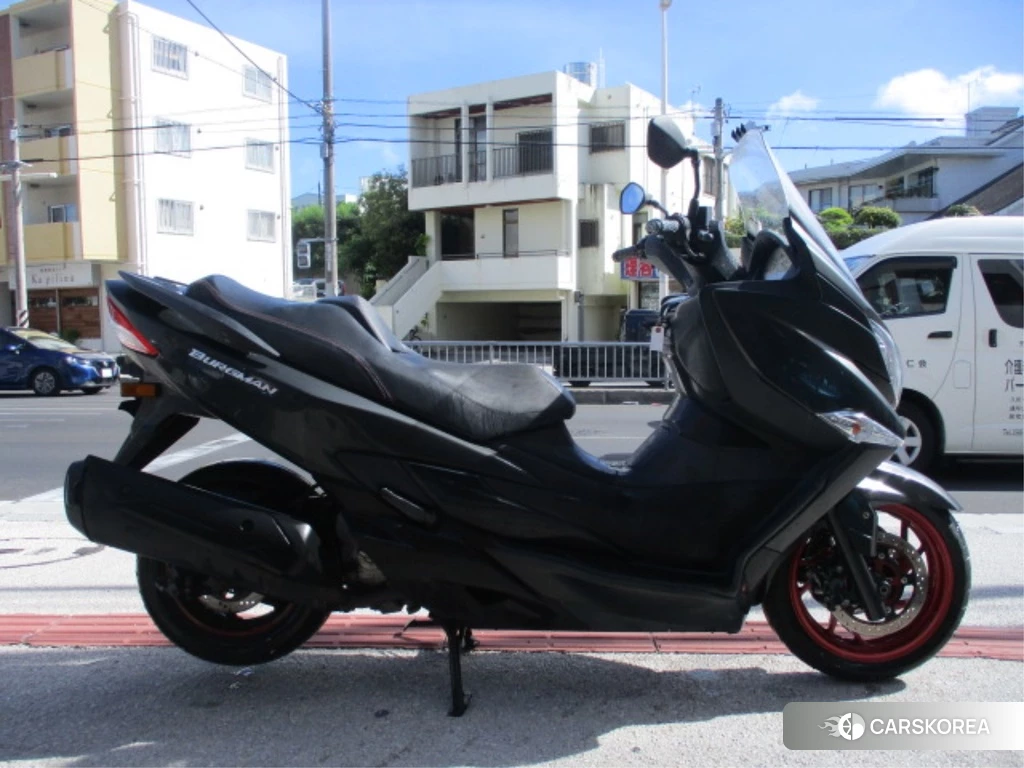 Проданный Suzuki BURGMAN 400 2018 из Японии
