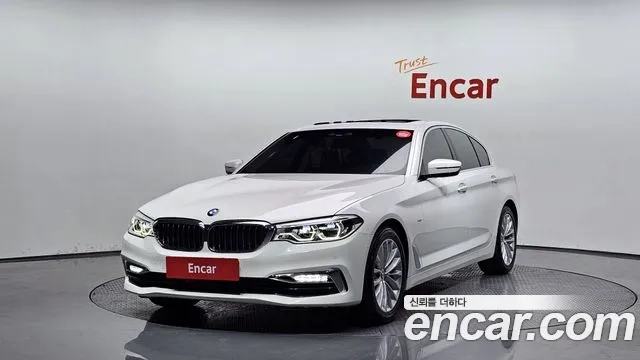 BMW 5 Series (G30) 2018 Белый из Кореи