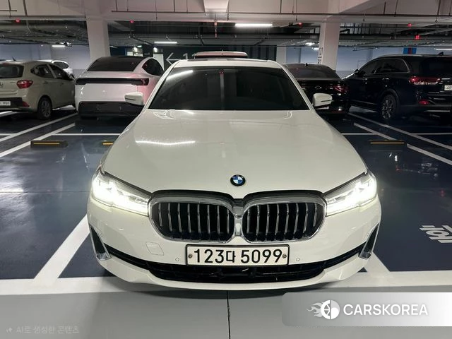 BMW 5 Series (G30) 2020 Белый из Кореи