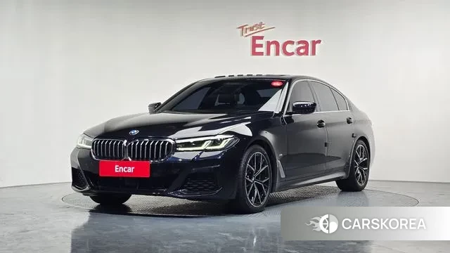 BMW 5 Series (G30) 2022 Черный из Кореи