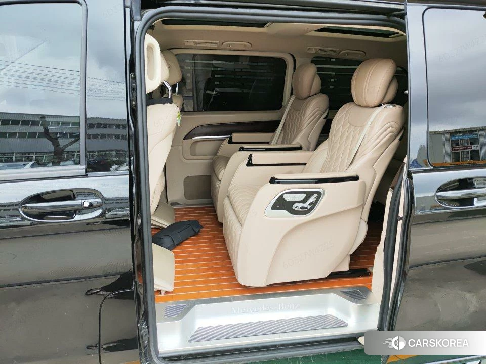 Mercedes-Benz V-Class 2020 Черный из Китая