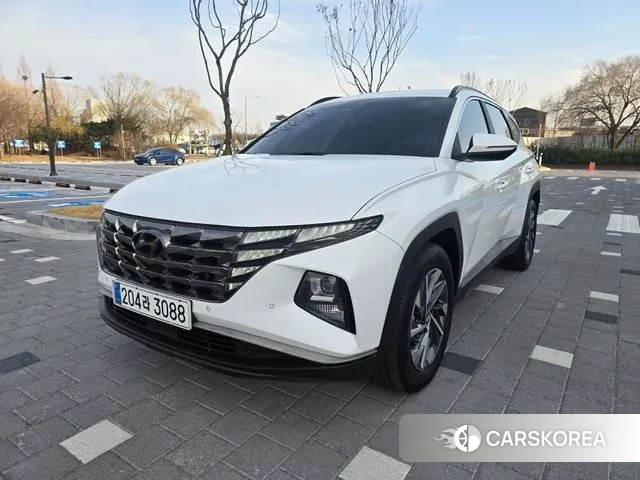 Hyundai Tucson (NX4) 2022 Белый из Кореи