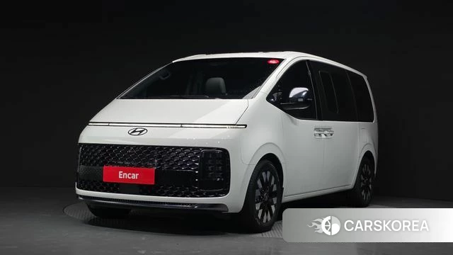 Hyundai Staria 2025 Белый из Кореи
