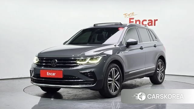 Volkswagen Tiguan second Generation 2023 Серый из Кореи