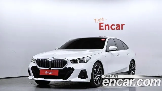 BMW 5 Series (G60) 2023 Белый из Кореи