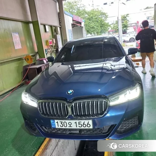 BMW 5 Series (G30) 2020 Синий из Кореи