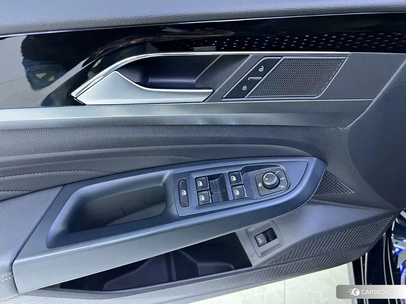 Volkswagen Passat 2023 Черный из Китая
