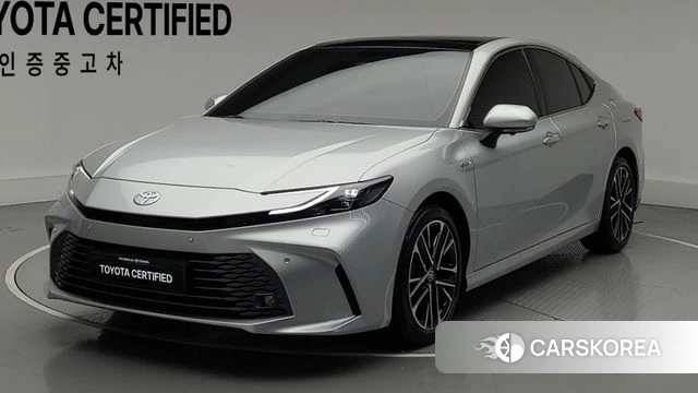 Toyota Camry (XV80) 2025 Серебряный из Кореи
