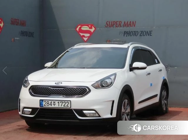 Kia Niro 2018 Белый из Кореи