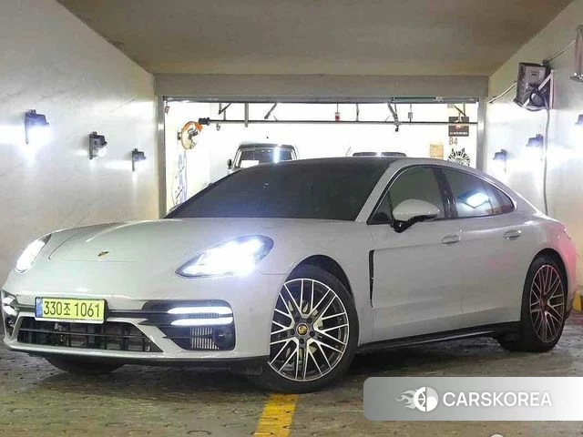 Porsche Panamera (976) 2024 Цвет галактики из Кореи