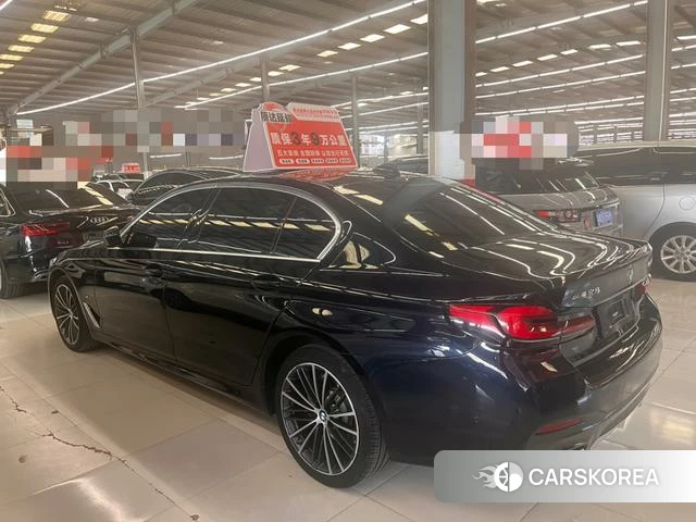 BMW 5 series 2022 Черный из Китая