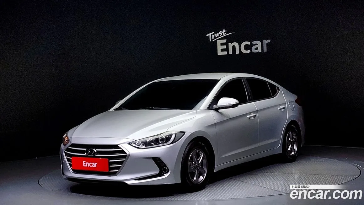 Hyundai Avante AD 2018 Серебристо-серый из Кореи