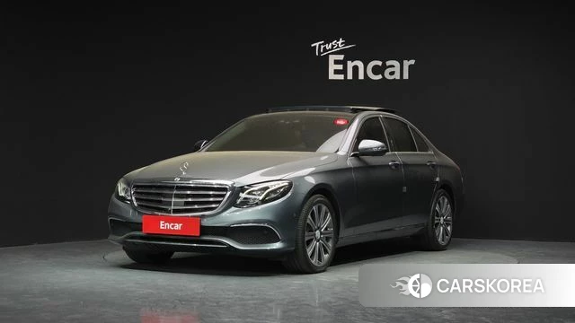 Mercedes-Benz E-Class W213 2019 Серый из Кореи