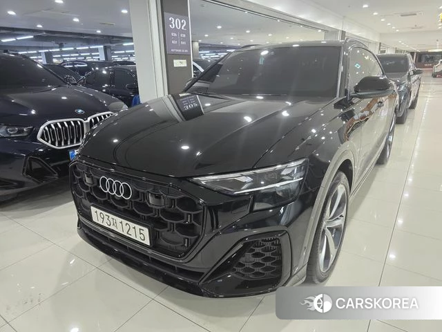 Audi Q8 (4M) 2024 Черный из Кореи