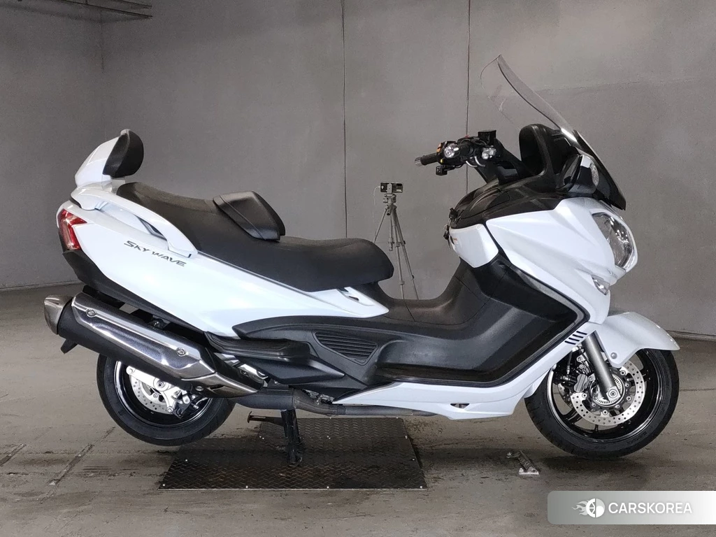 Проданный Suzuki SKYWAVE 650LX 2013 из Японии