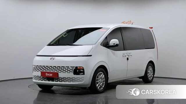 Hyundai Staria 2023 Белый из Кореи