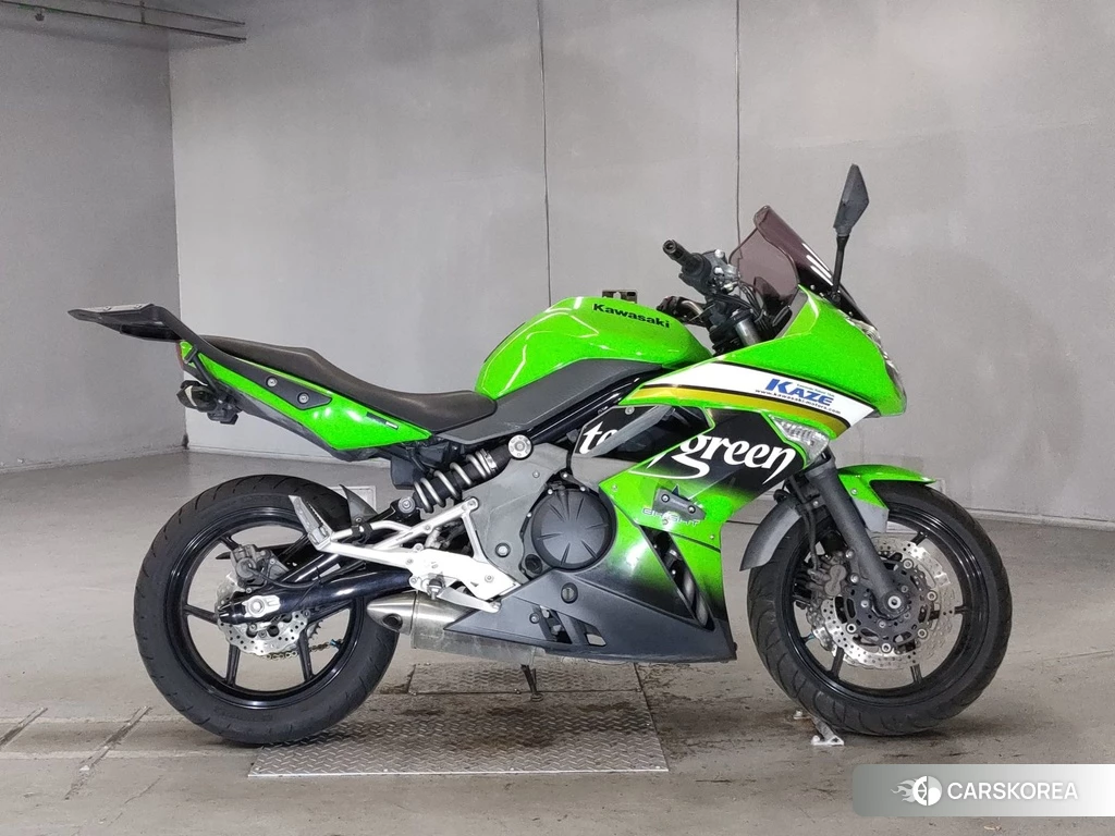 Проданный Kawasaki NINJA 400R 2011 из Японии, фото 2