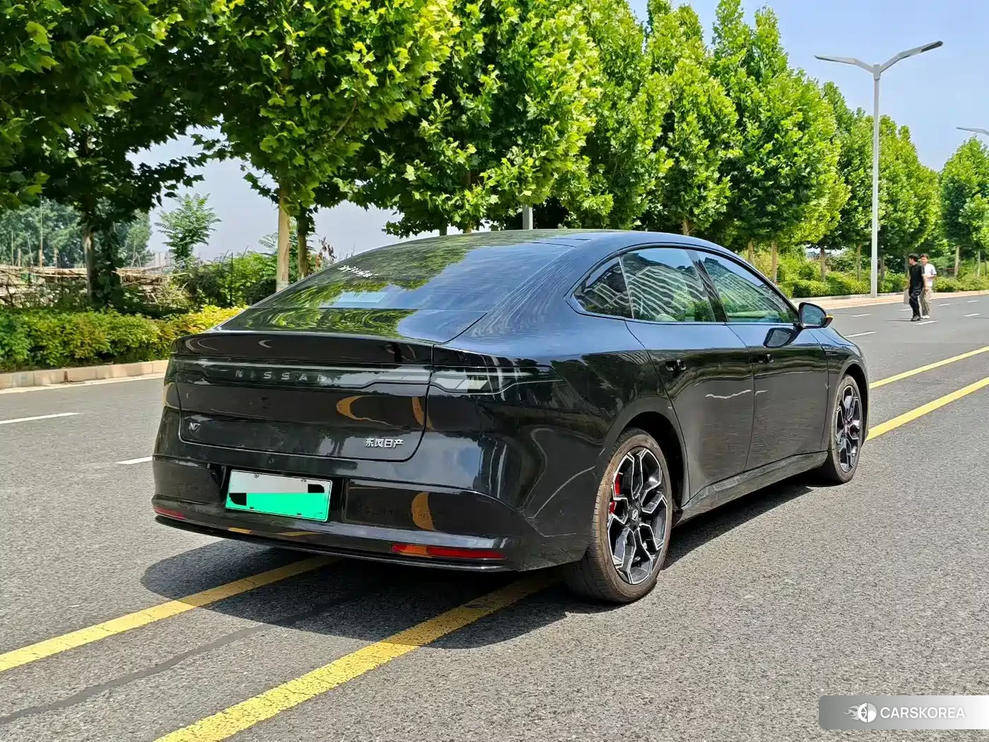 Nissan N7 2025 Черный из Китая