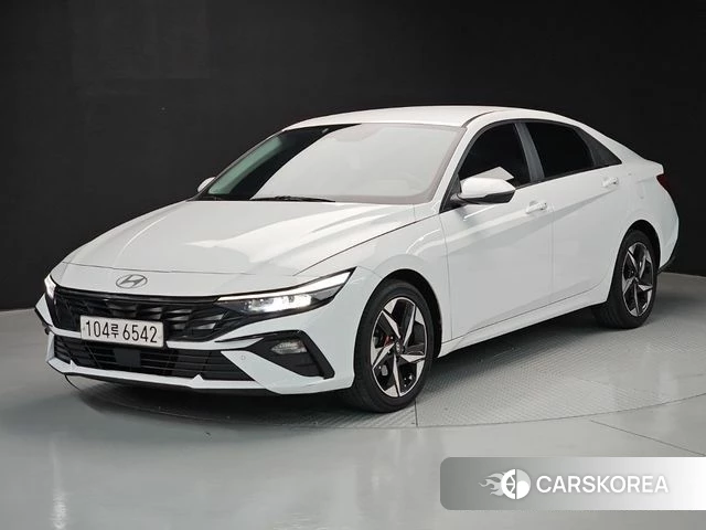 Hyundai The New Avante (CN7) 2023 Белый из Кореи