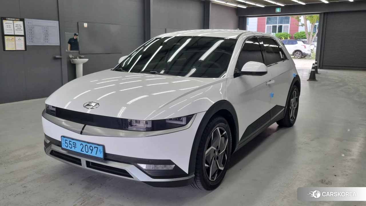 Hyundai Ionic 5 2024 Белый из Кореи